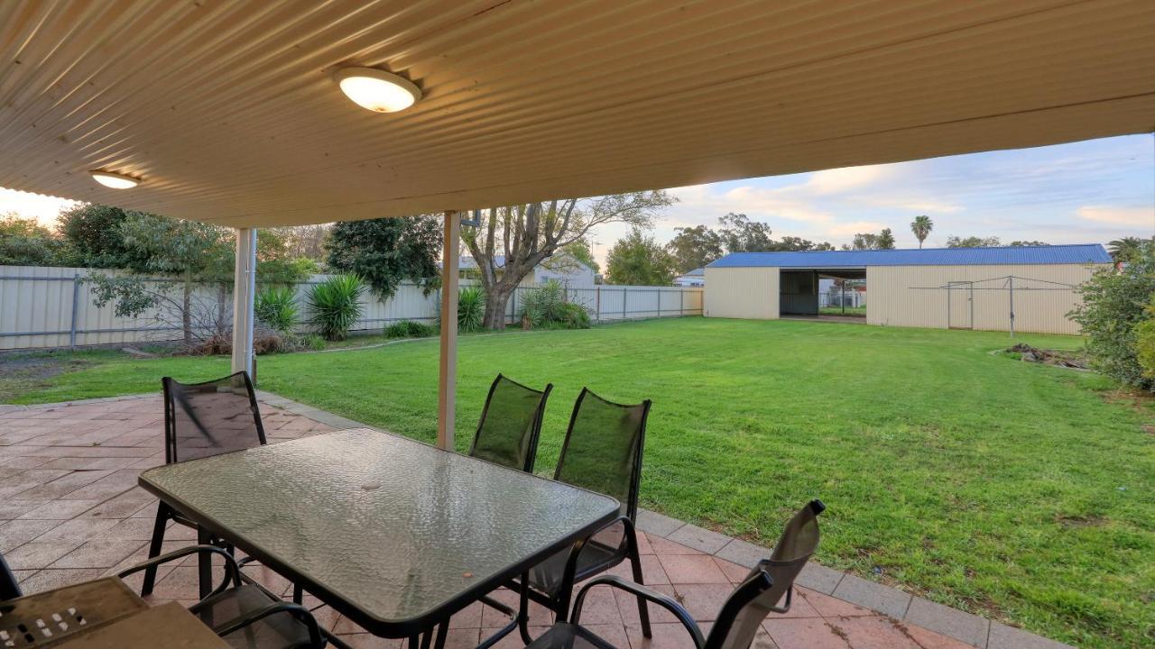 Castlereagh Lodge Motel Coonamble Exterior photo